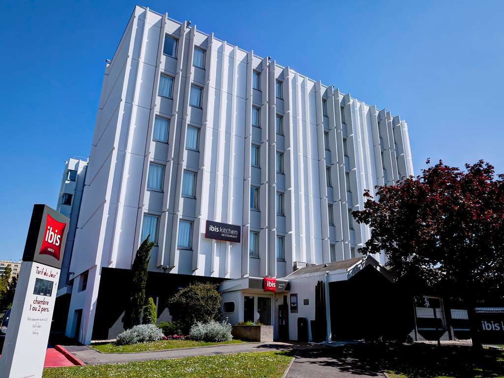 Ibis Lyon Est Bron Hotel Amenities photo